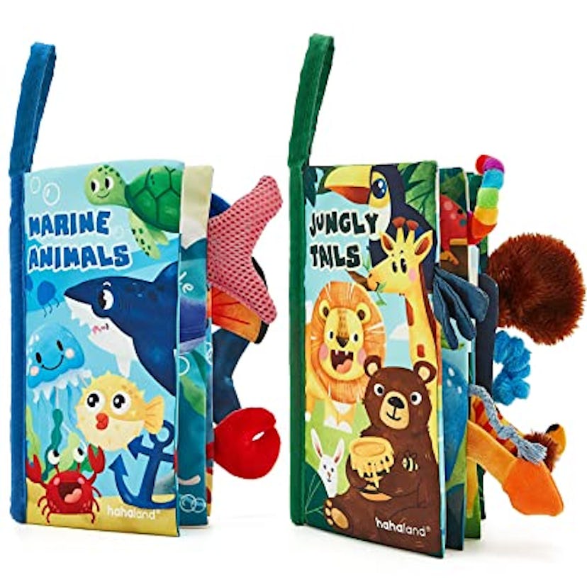 The hahaland Baby Books are newborn baby toys that crinkle.