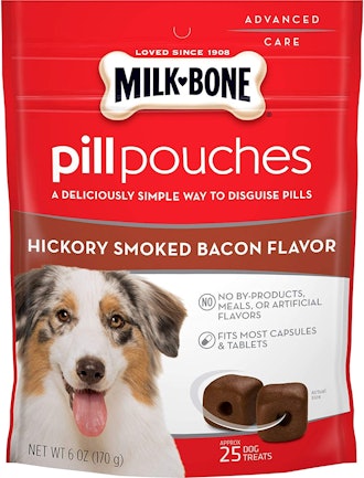 Milk-Bone Pill Pouches Dog Treats, Hickory Smoked Bacon Flavor, 6 Ounces (Pack of 5)