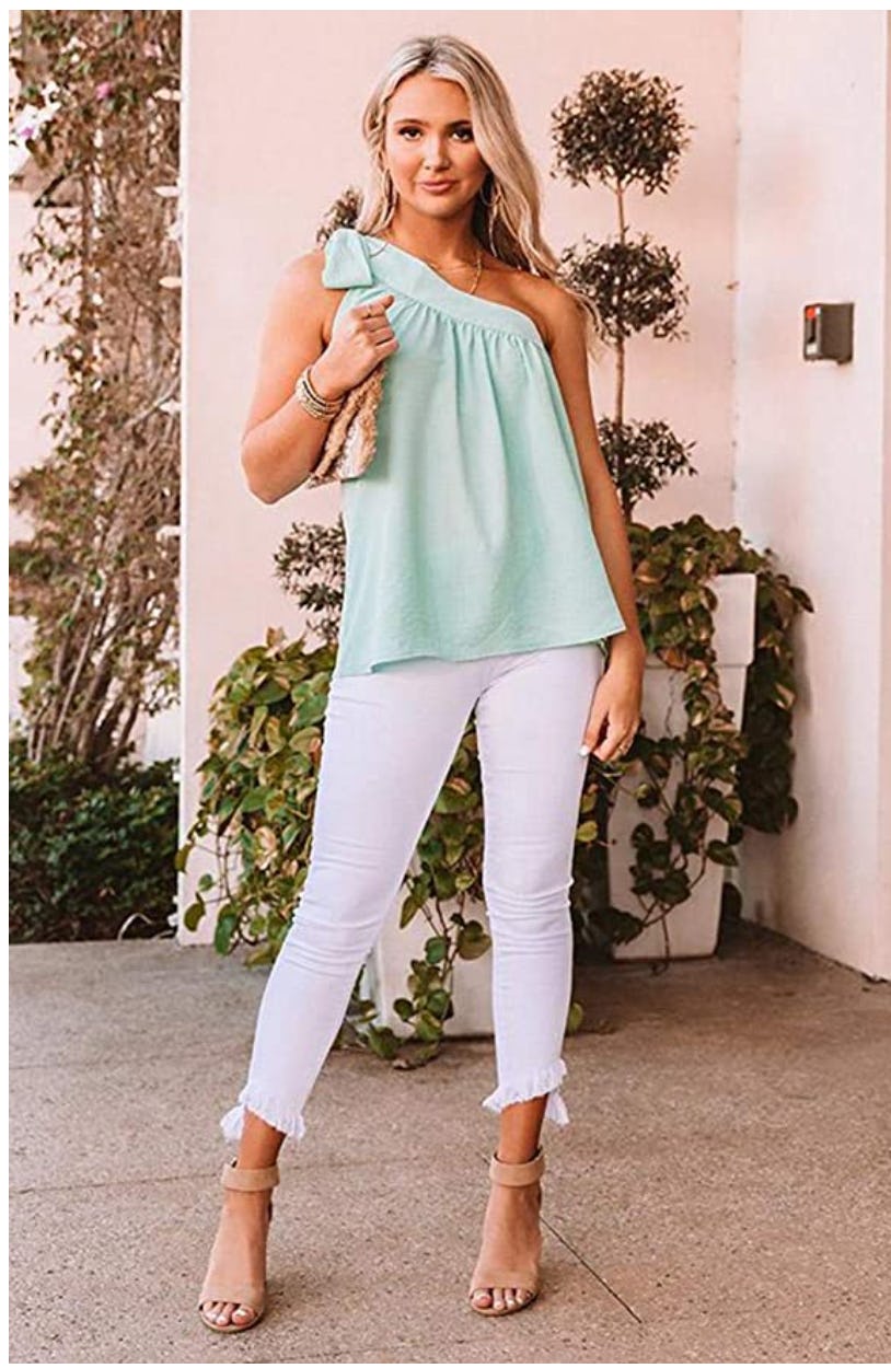 Guteidee One Shoulder Blouse