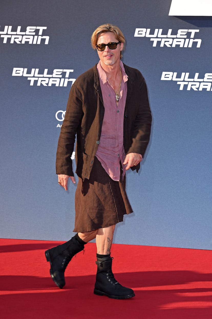Brad Pitt wearing a linen skirt to the Berlin red carpet for the movie Bullet Train