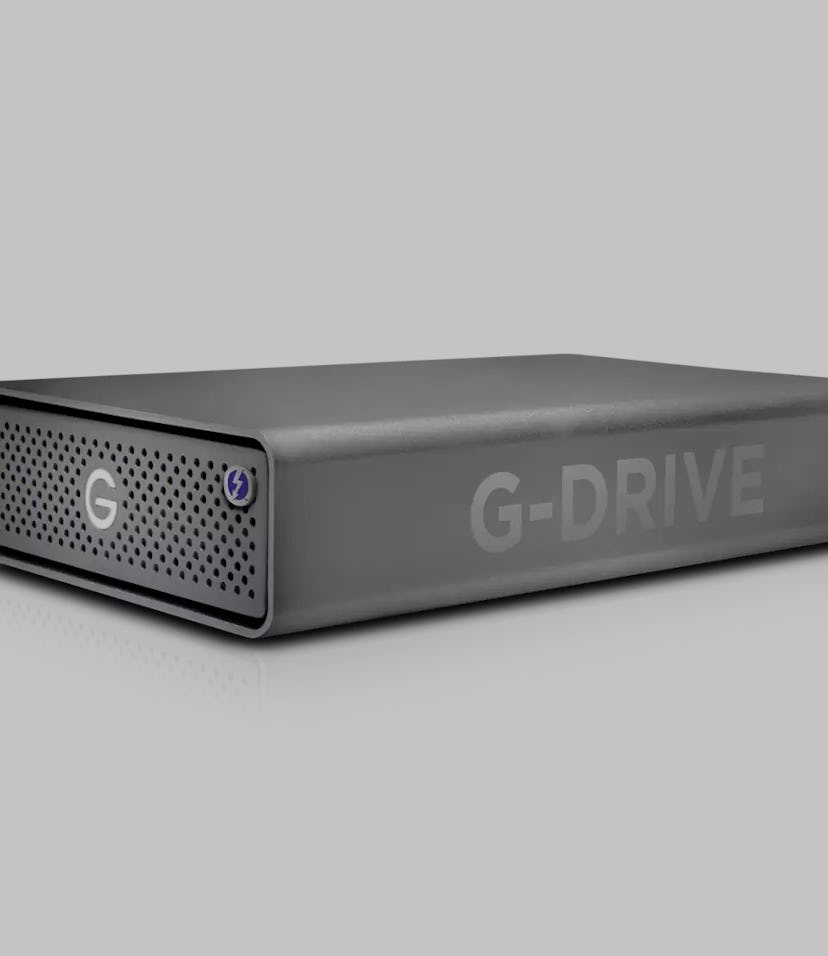 These are the best ways to back up all your photos and videos