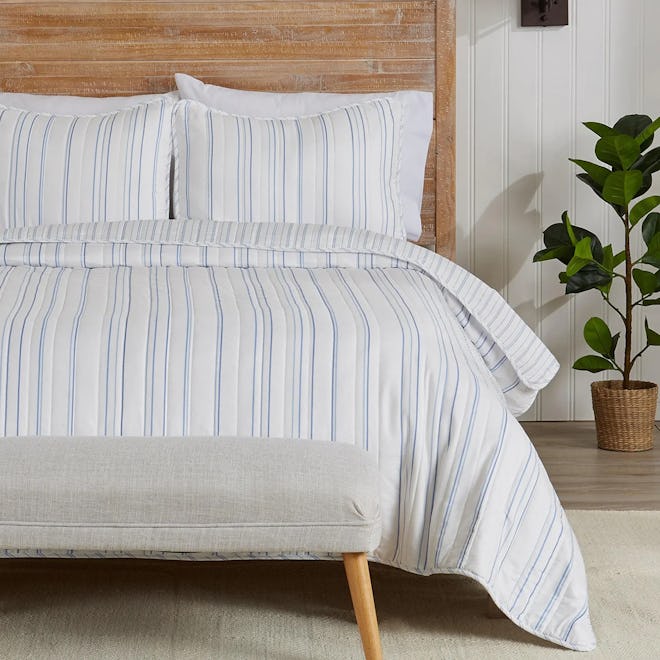 3-Piece Stripe Quilt 