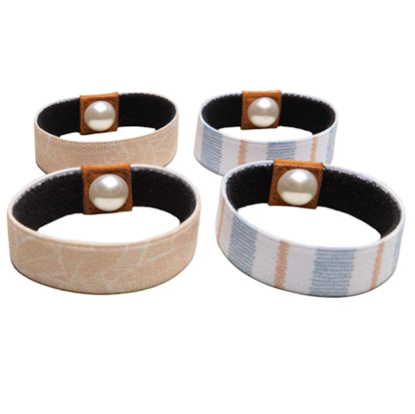 These nausea bands for pregnancy feature colorful patterns and look like woven bracelets.