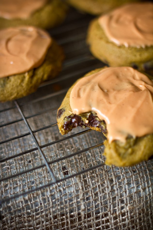 dark chocolate chip pumpkin cookies