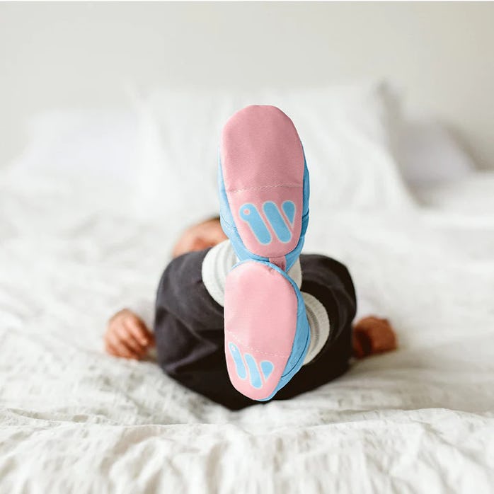 Woolybubs "The Newbie" baby shoes dissolve in boiling water