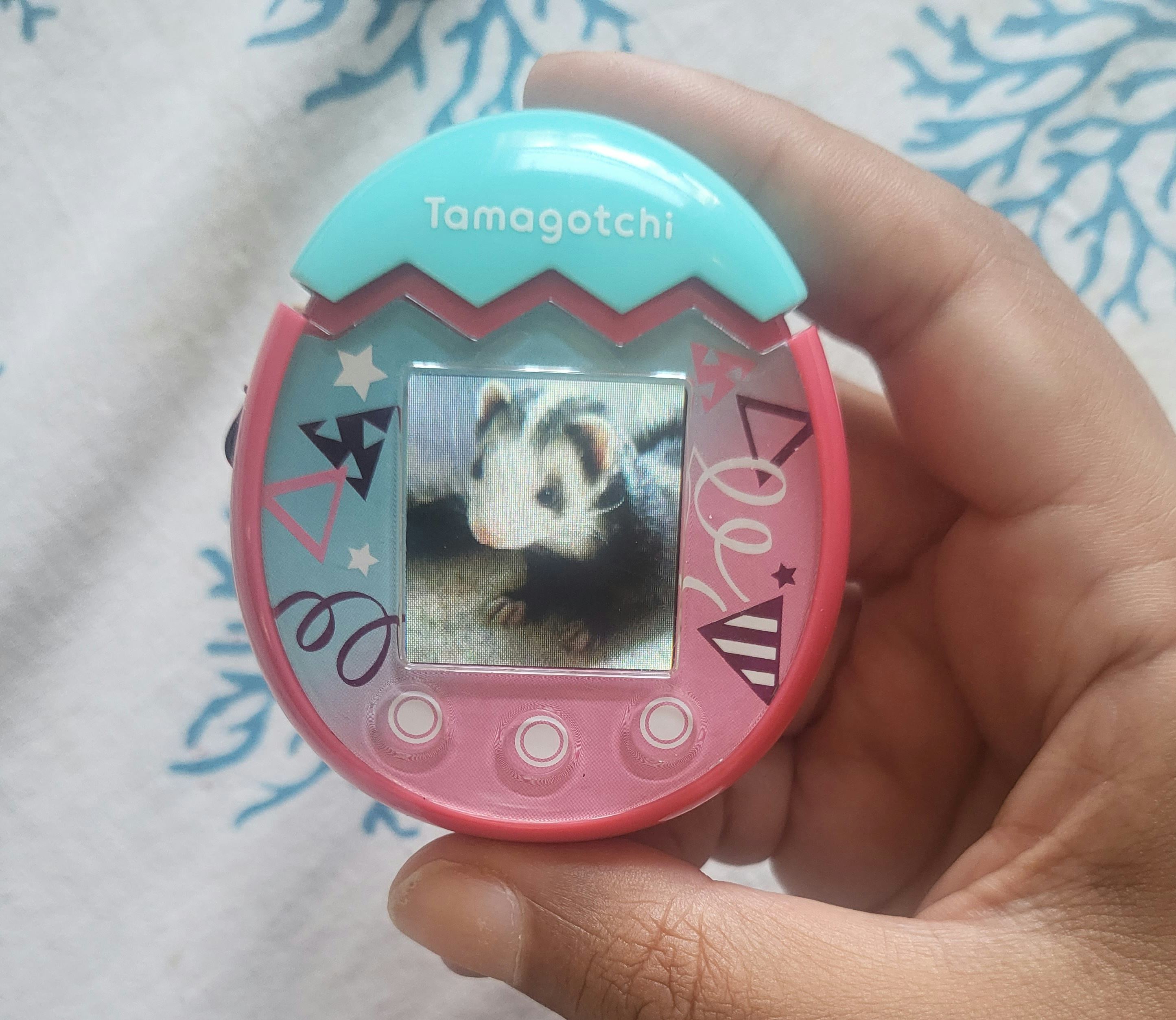 Tamagotchi Pix Party is everything the first-gen Pix hoped to be