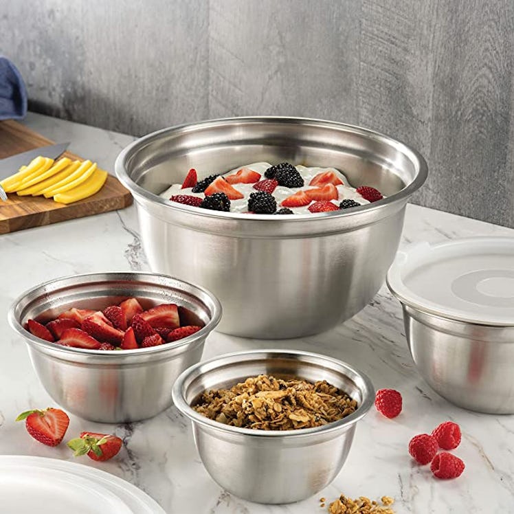 FineDine Premium Stainless-Steel Mixing Bowls with Airtight Lids (Set of 5)