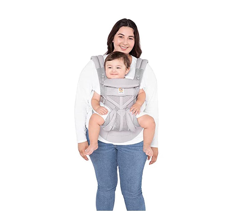 The 5 Best Baby Carriers For Plus-Size Moms