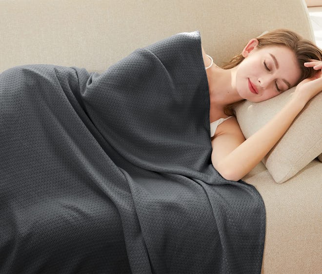 Best Lightweight Summer Blanket