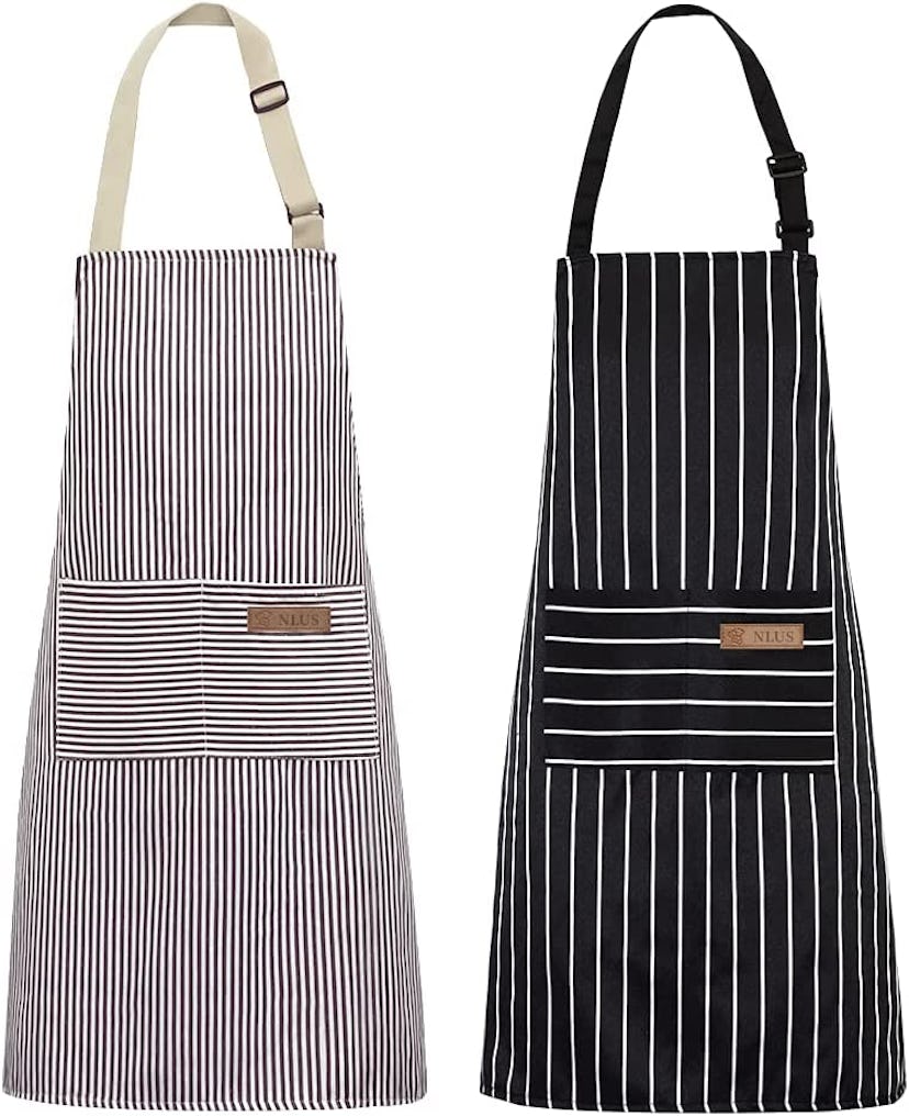 NLUS kitchen cooking aprons (2-pack), one of the best housewarming gifts under $20 on Amazon)