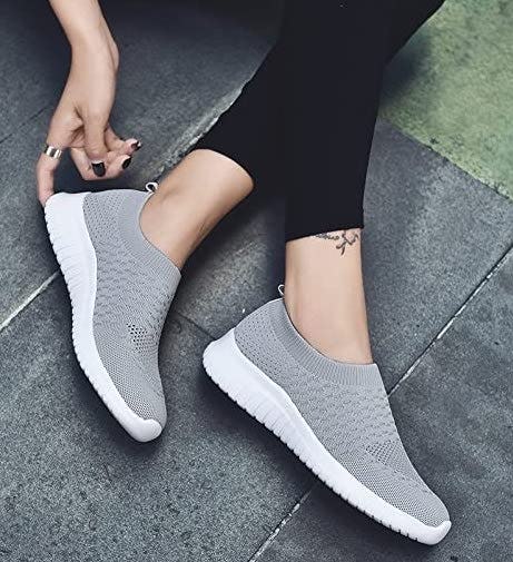 TIOSEBON Mesh Athletic Sneakers