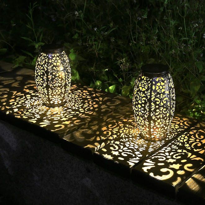 Kaixoxin Solar Lantern Lights (2-Pack)