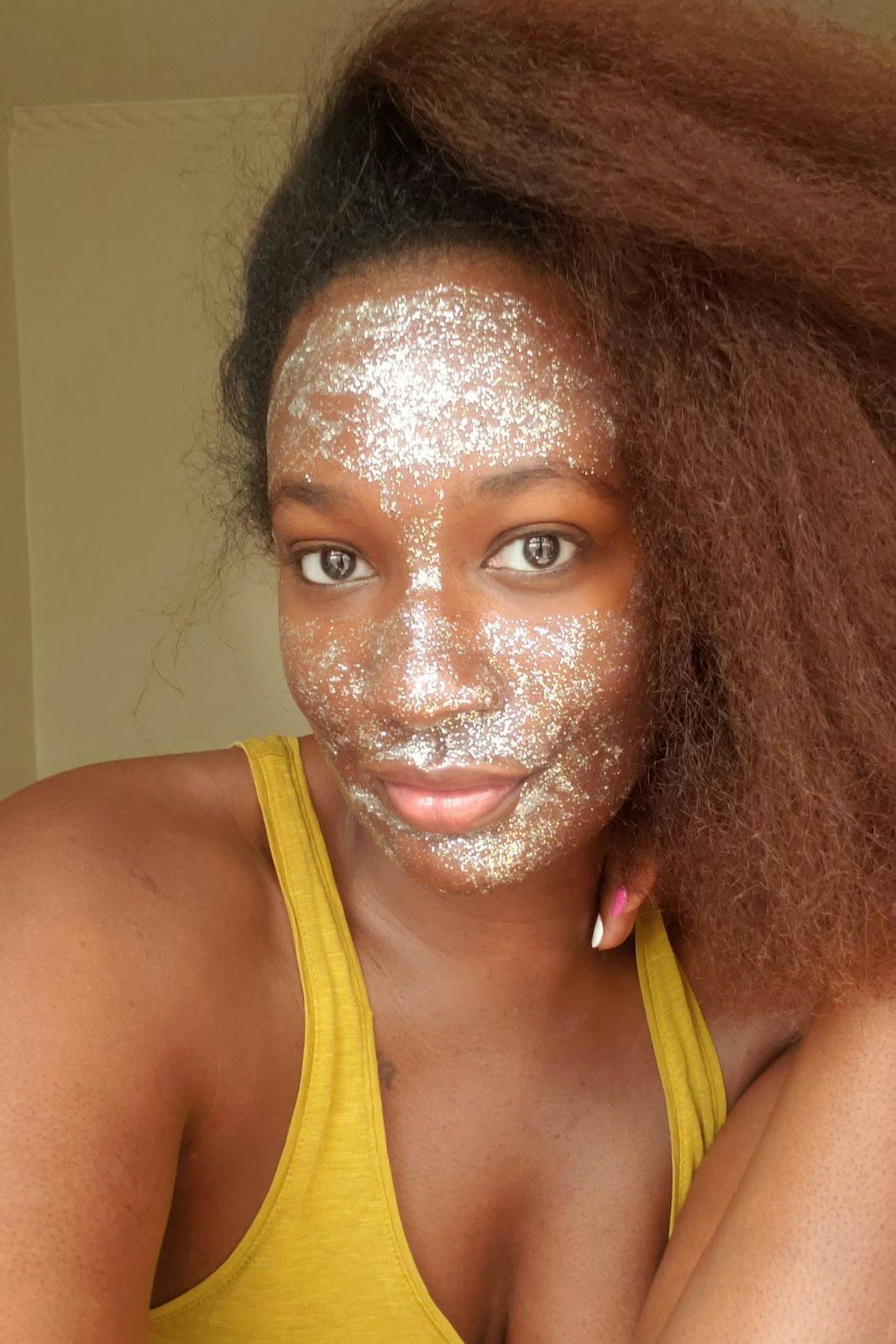 Testing the Joyce Bonelli Glitter Face Mask, aka Le Masque.