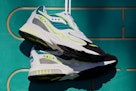Saucony 3D网格飓风运动鞋