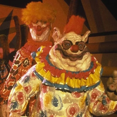 screenshot from Killer Klowns from Outer Space sci-fi movie