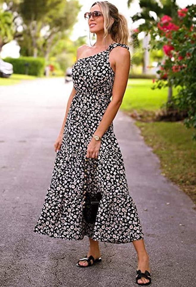 PRETTYGARDEN One-Shoulder Maxi Dress