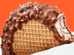 These memes about the discontinued Choco Taco lovingly roast the treat.