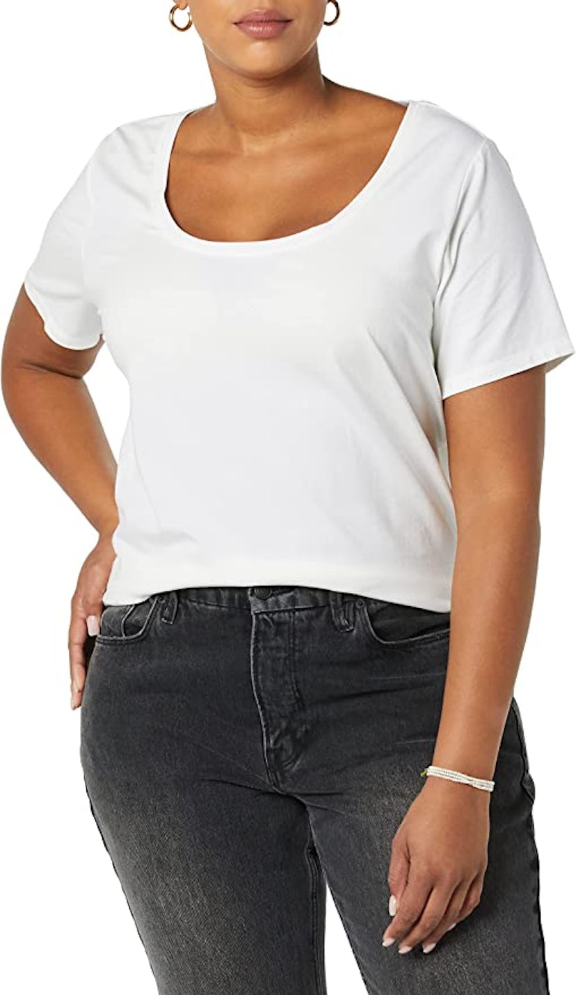 Amazon Essentials Women's Classic-Fit Scoop Neck T-Shirt (2-Pack) Perfect Comfortable