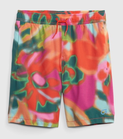 tie dye shorts affordable back to school outfit ideas