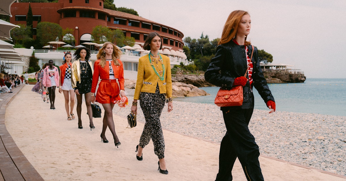 Photos from Chanel Cruise 2023 Collection: Star Sightings