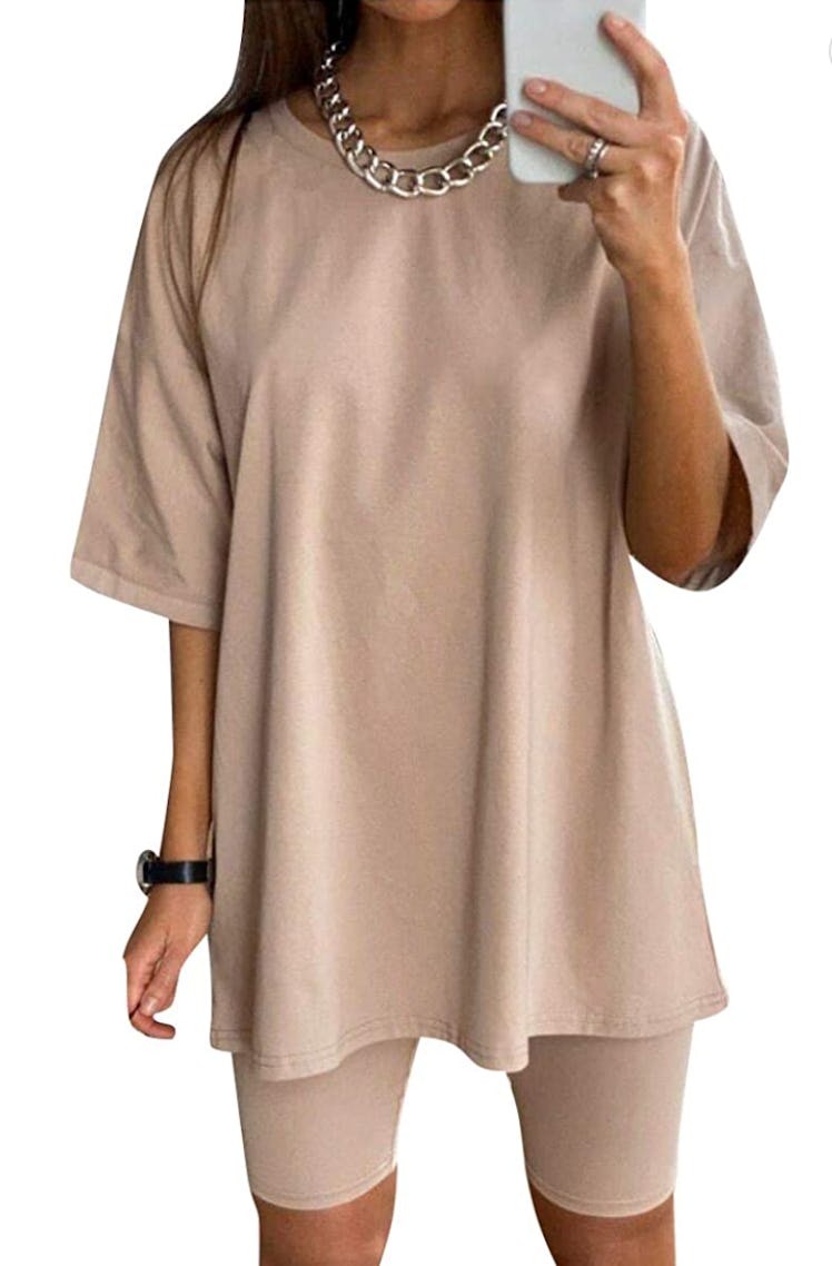 An oversized t-shirt and bike shorts in neutral tones from Amazon.