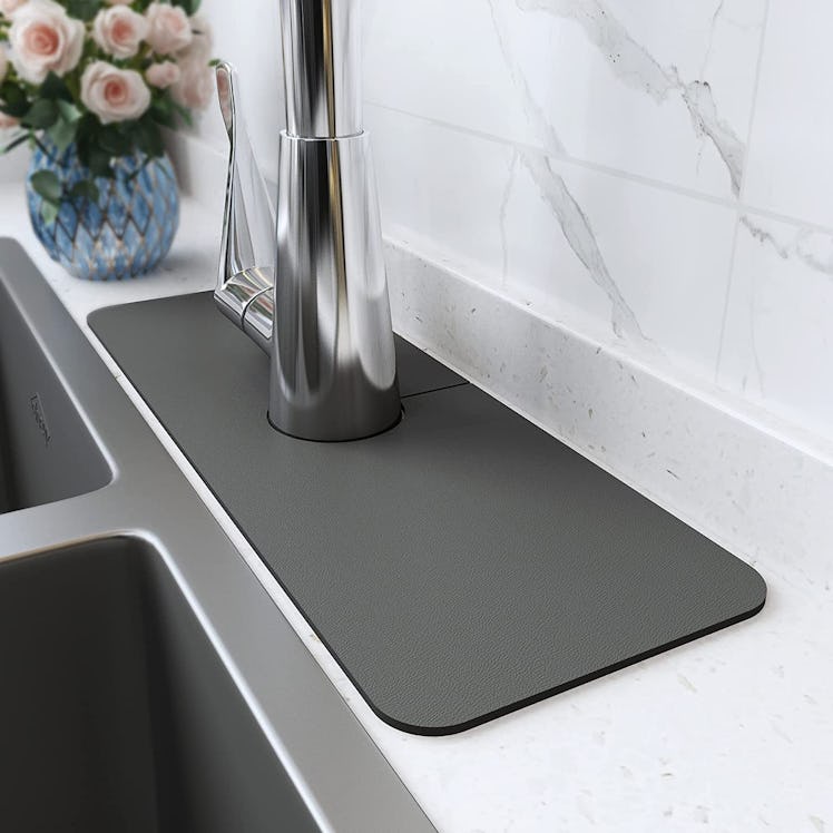 AMOAMI Splash Guard for Sink Faucet