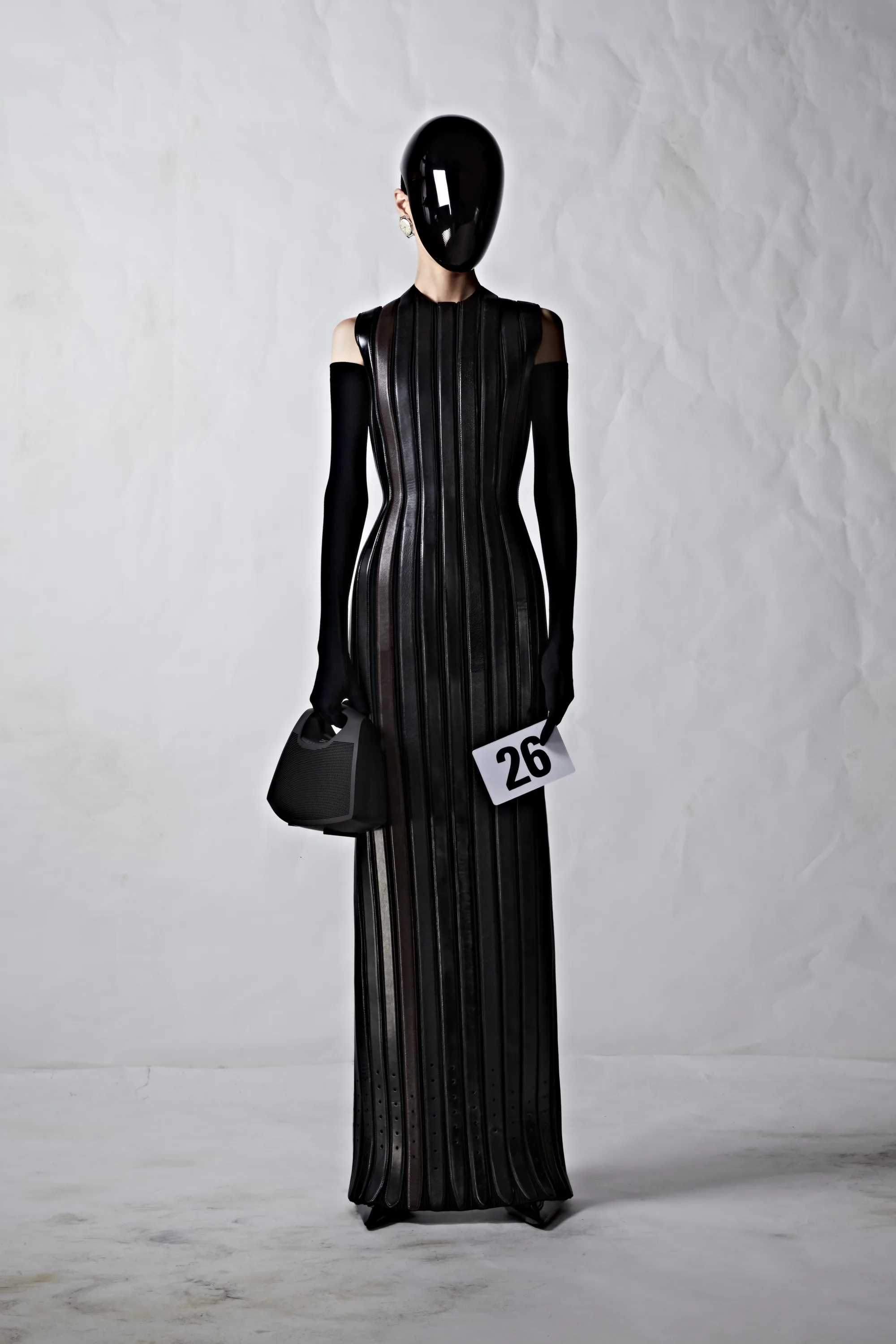 balenciaga evening dress File:Spring 1951 Balenciaga evening dress.jpg