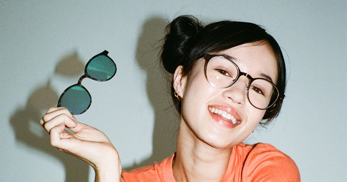 JINS glasses will replace your old lenses with any new frame for free