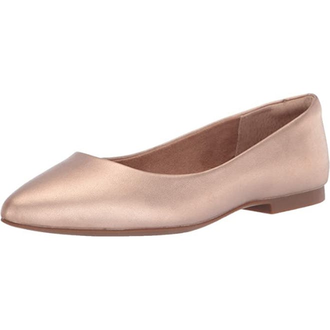 Amazon Essentials Pointed-Toe Ballet Flats