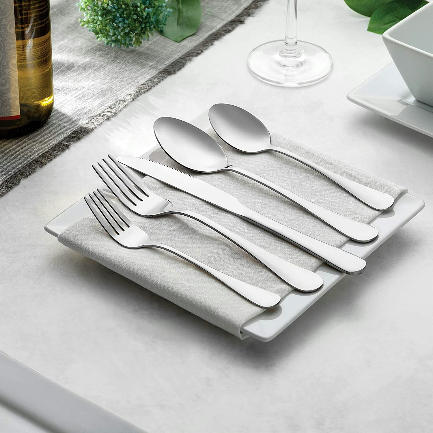 FineDine Stainless Steel Silverware Set (20-Pieces)