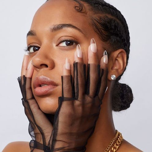 What are Aprés Nail Gel-X Nail Extensions and how do they stack up vs. acrylics? Bustle spoke to pr...