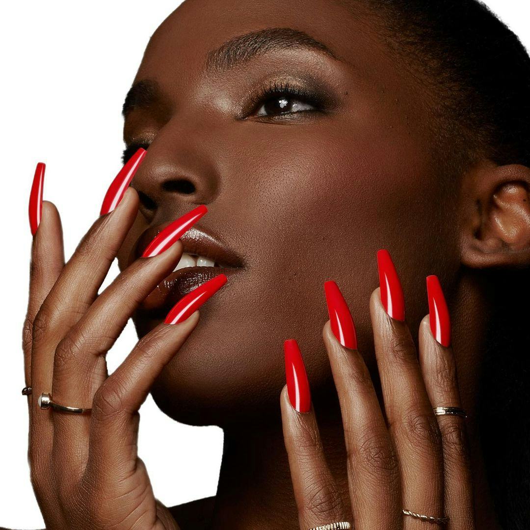 Here is astrology nail art inspiration and manicure design ideas for Leo season 2022.