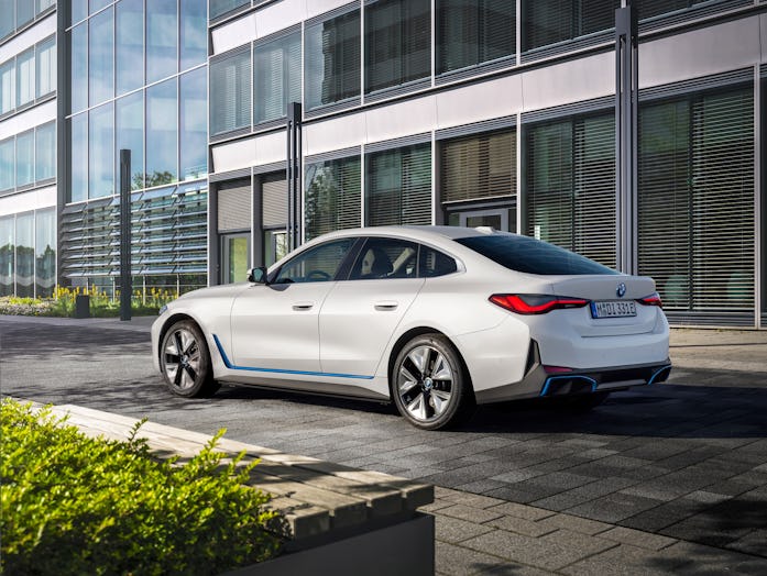 BMW i4 eDrive35