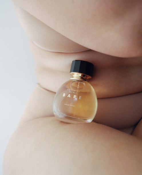 These are the fall 2022 perfumes & fragrances that are perfect for sweater weather.