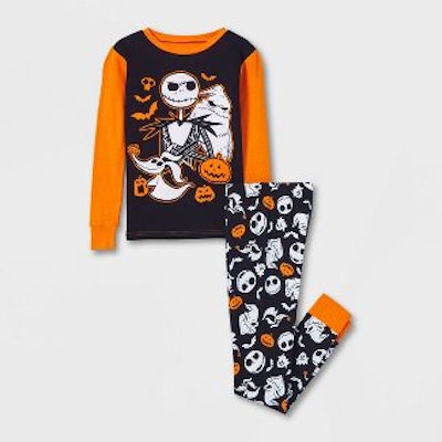 Halloween pajamas with beloved characters will make kids happy to wear them.