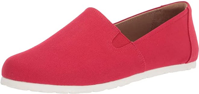 Amazon Essentials Casual Slip-On Canvas Flats