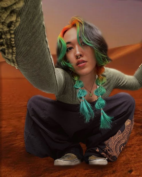 Curious about the jellyfish haircut? A mashup between a bowl cut and a mullet, the viral hairstyle t...