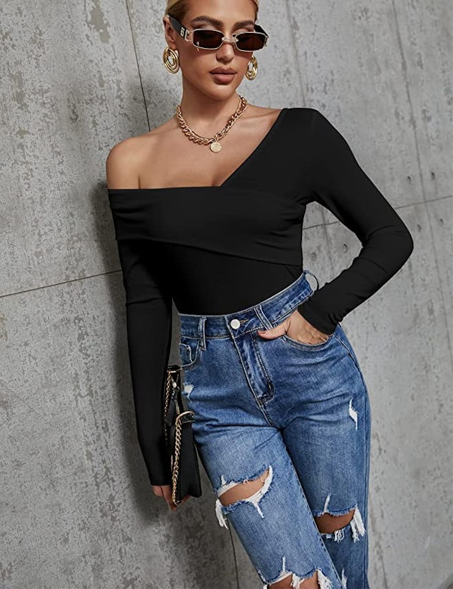 Uvog Off The Shoulder Ribbed Knit Blouse