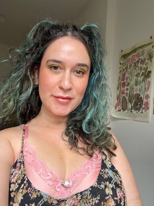 Devon Abelman wearing Ilia eye tint