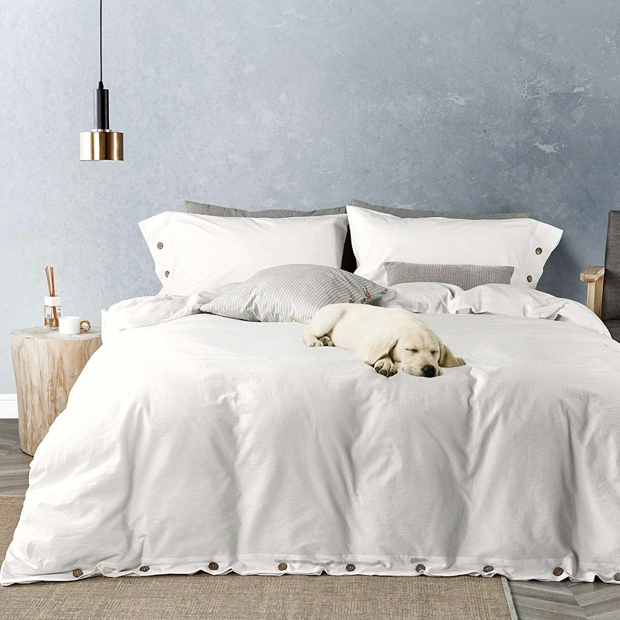 The 9 Best Duvet Covers For Dog Hair