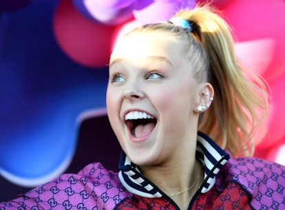 JoJo Siwa at the premiere of 'Siwa's Dance Pop Revolution' ahead of her getting a mullet.