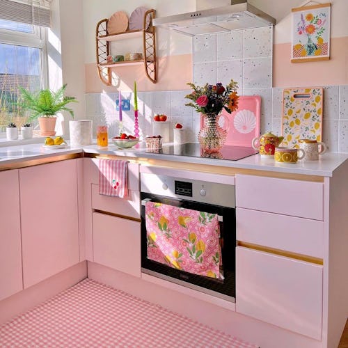 Pink Chic Barbiecore-designed kitchen 