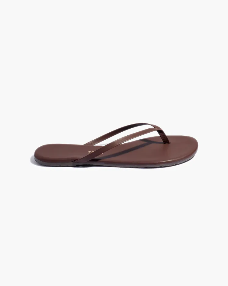 Celebrities Love TKEES Flip-Flops — Here’s How They Style Them