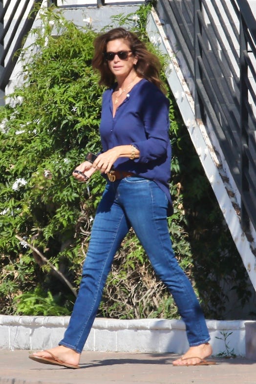 Cindy Crawford wearing Tkees flip-flops