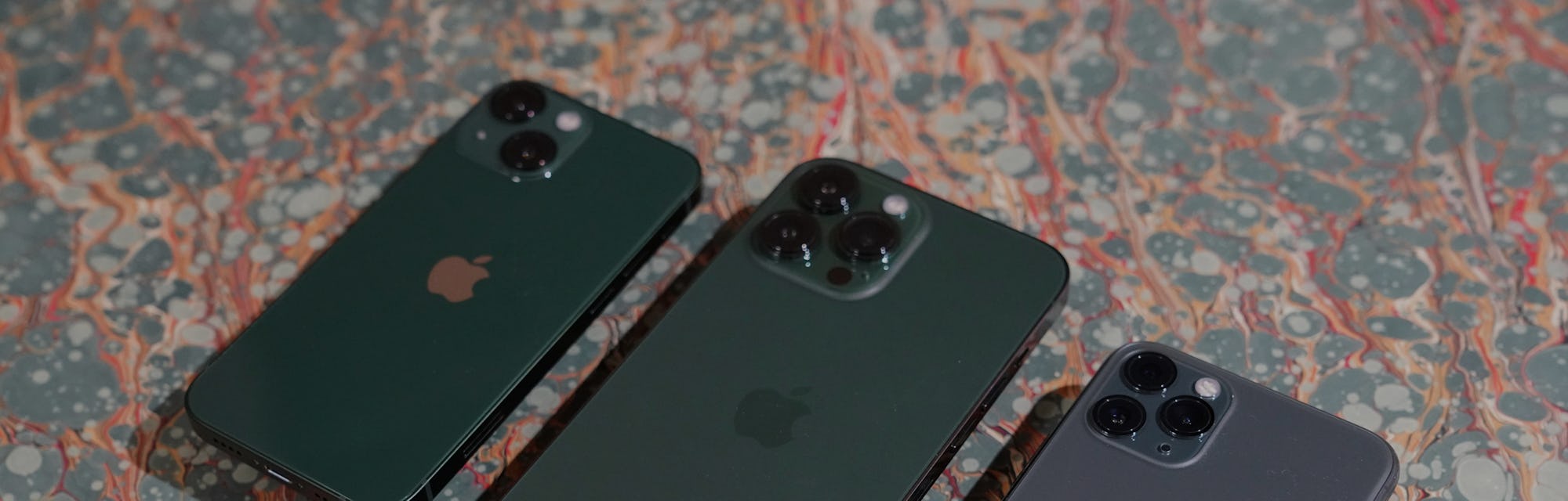 The iPhone 13 mini and iPhone 13 Pro.