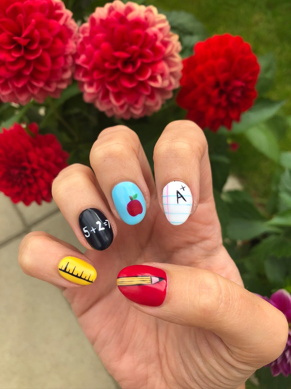 Nail Designs for Kids That Shine