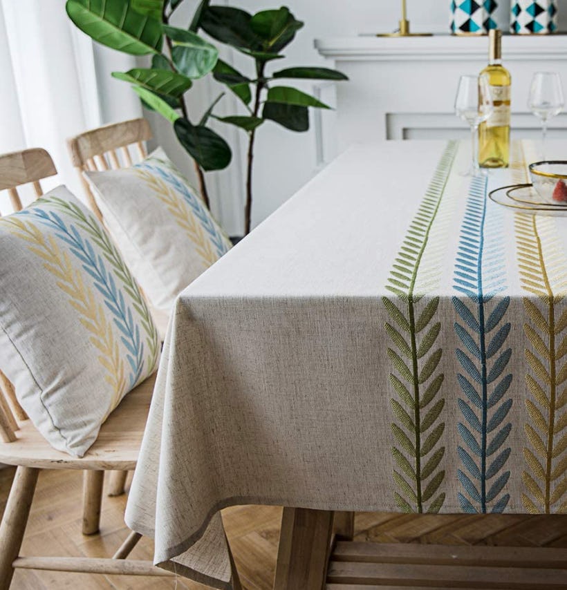 LINENLUX Stylish Square Rectangular Tablecloth