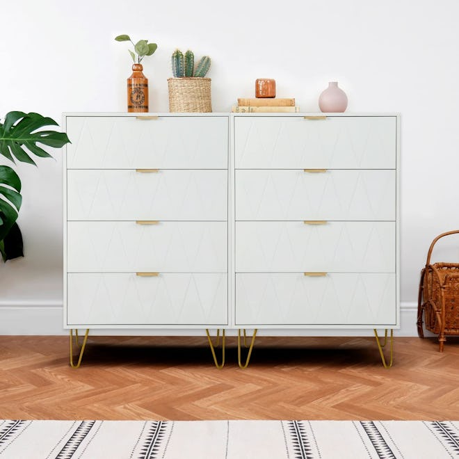 Featuring a stylish design with crisp lines, these ONG dressers are some of the best dressers for co...