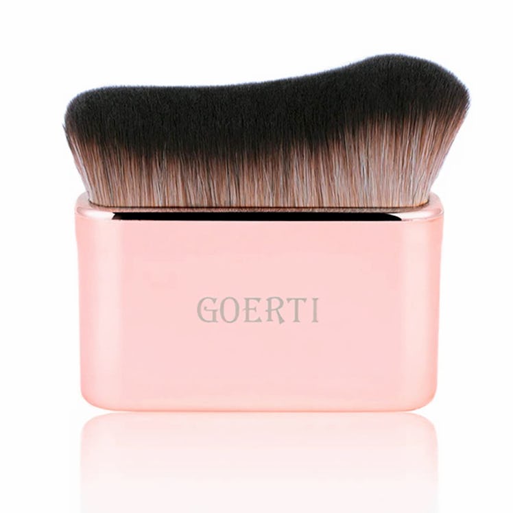 goerti professional body makeup brush is the best body bronzer brush