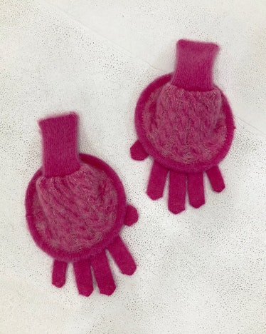 Sun Woo Flamingo Cable Knit Gloves